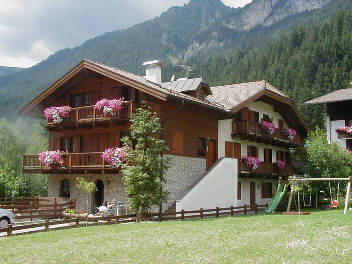 Ferienwohnung El Tobia Campitello di Fassa Exterior foto